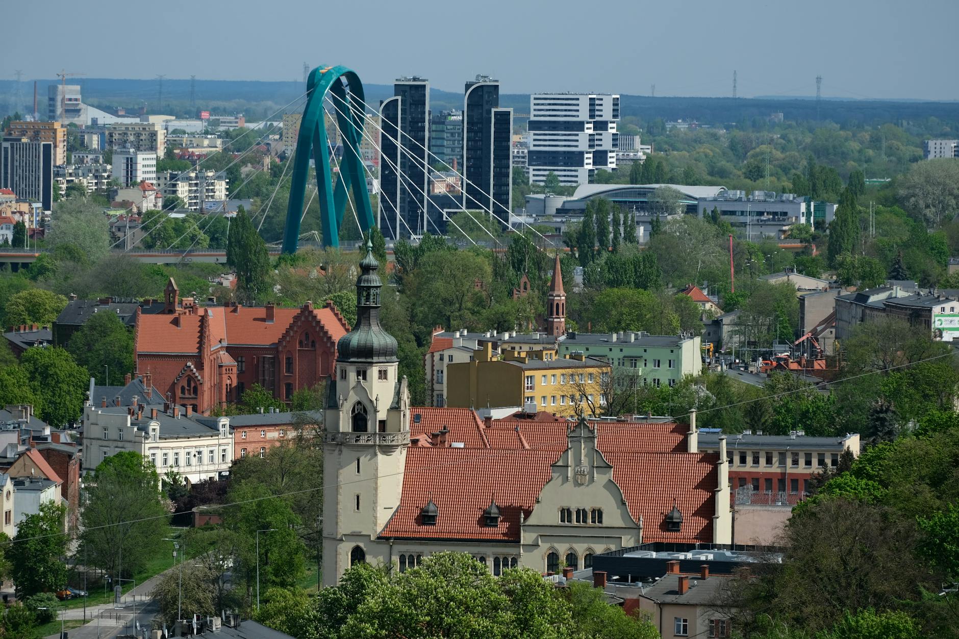 Ostrołęka: wydarzenia sportowe i kulturalne - mecz Narwi Ostrołęka i koncert rapera Miksona